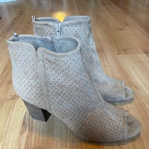 Old Navy Open-Toe Booties